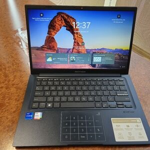 ASUS - Vivobook 14 14" FHD Laptop - Intel Core i7 with 12GB Memory - 512GB SSD